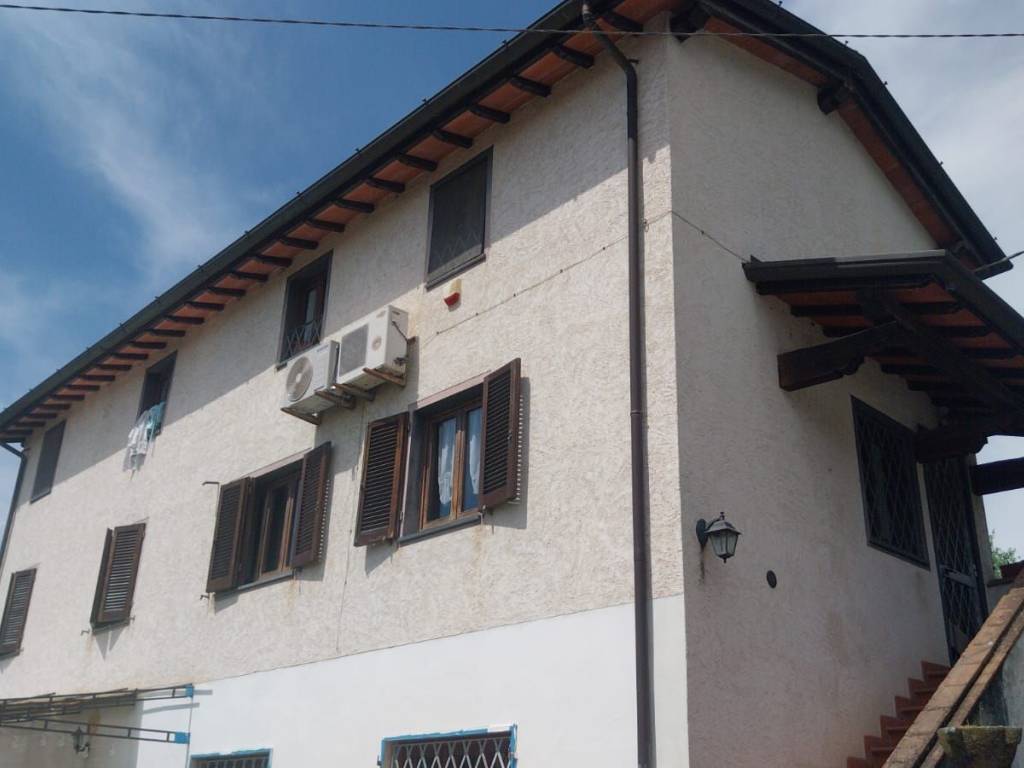 casa indipendente in vendita a Camaiore