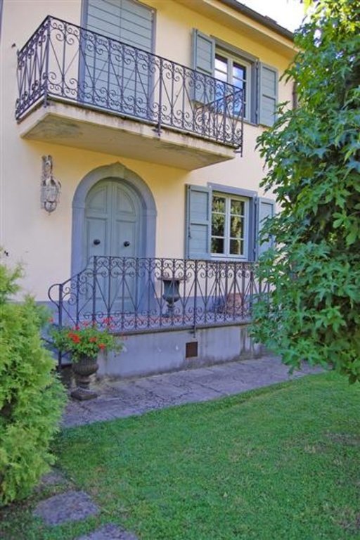 casa indipendente in vendita a Camaiore