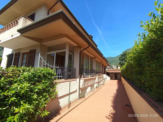 casa indipendente in vendita a Camaiore