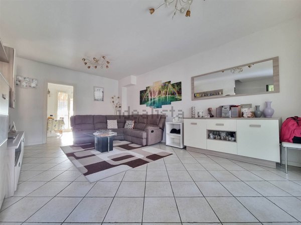 casa indipendente in vendita a Camaiore in zona Capezzano Pianore