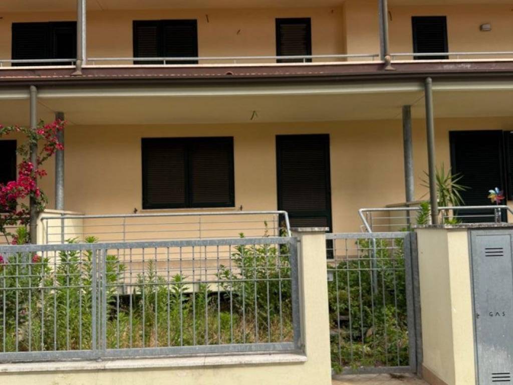 casa indipendente in vendita a Camaiore in zona Lido di Camaiore