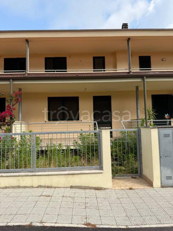 casa indipendente in vendita a Camaiore in zona Lido di Camaiore