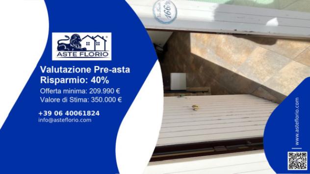 ufficio in vendita a Camaiore in zona Lido di Camaiore