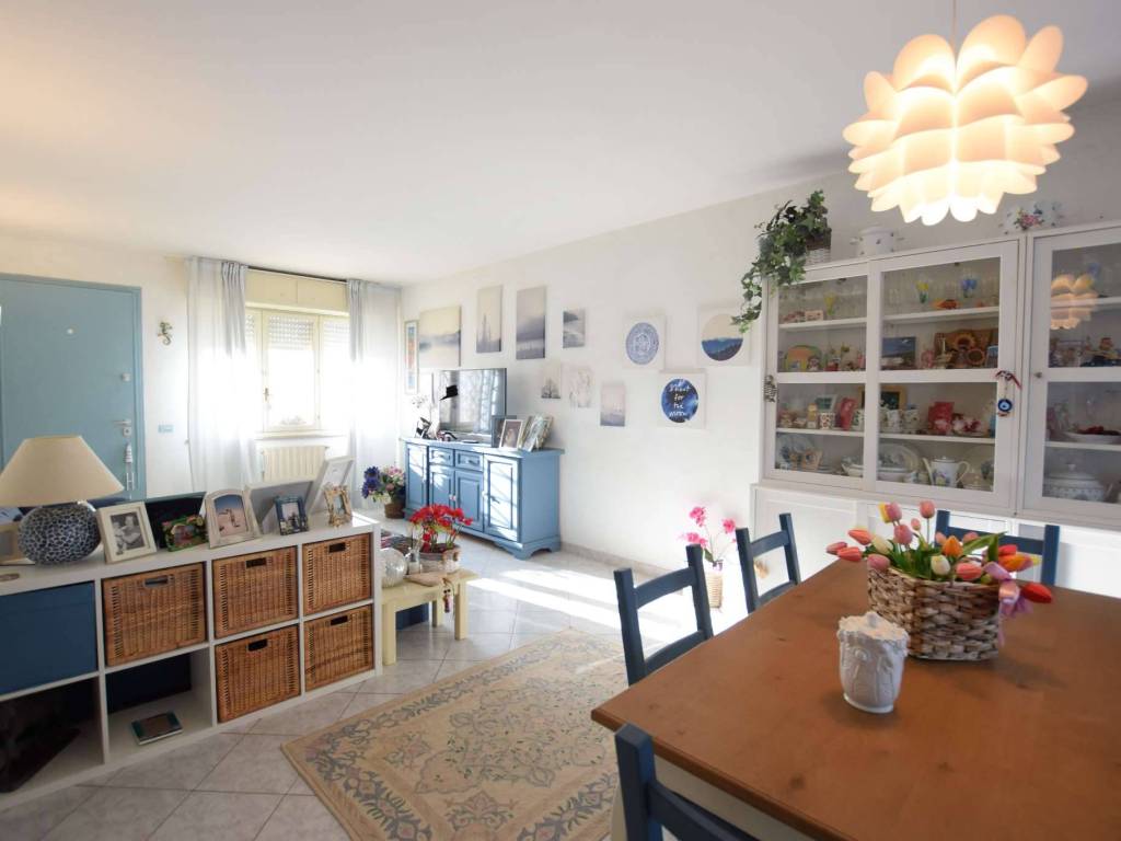 casa indipendente in vendita a Camaiore