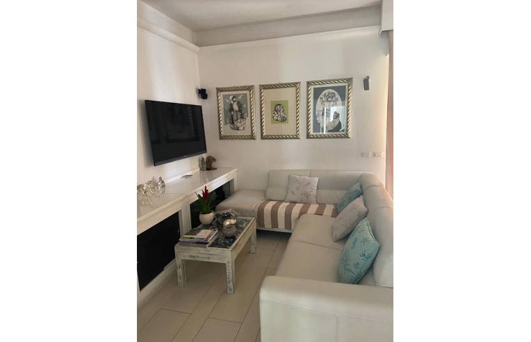 casa indipendente in vendita a Camaiore in zona Lido di Camaiore