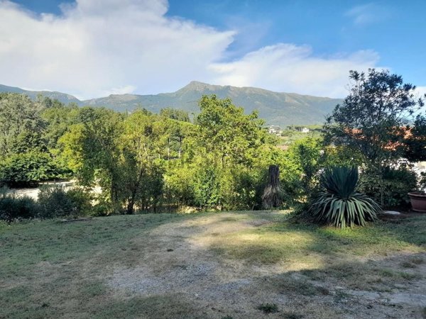appartamento in vendita a Camaiore