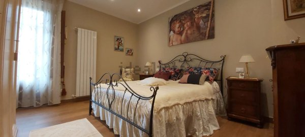 casa indipendente in vendita a Camaiore