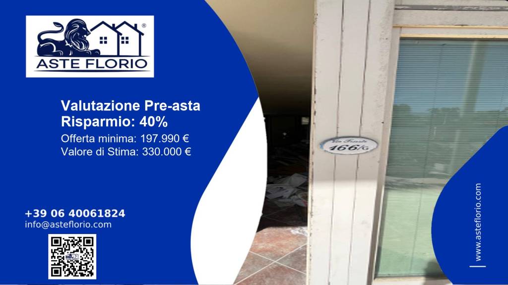 ufficio in vendita a Camaiore in zona Lido di Camaiore