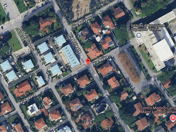 casa indipendente in vendita a Camaiore in zona Lido di Camaiore