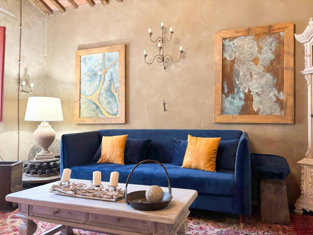 casa indipendente in vendita a Camaiore in zona Orbicciano