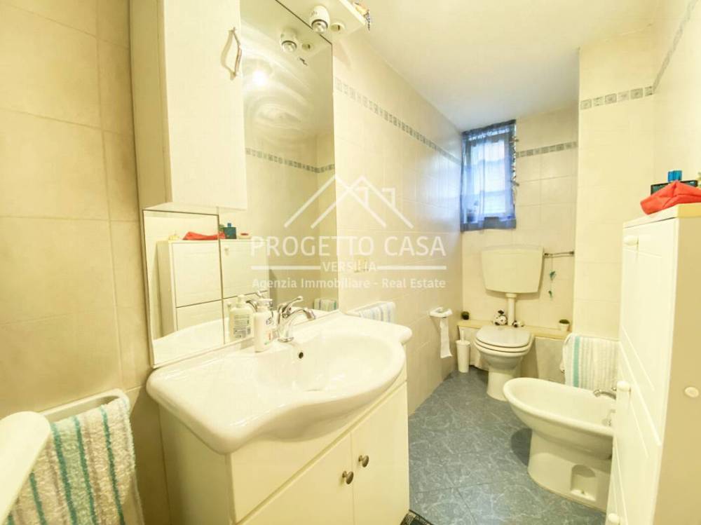 appartamento in vendita a Camaiore in zona Lido di Camaiore