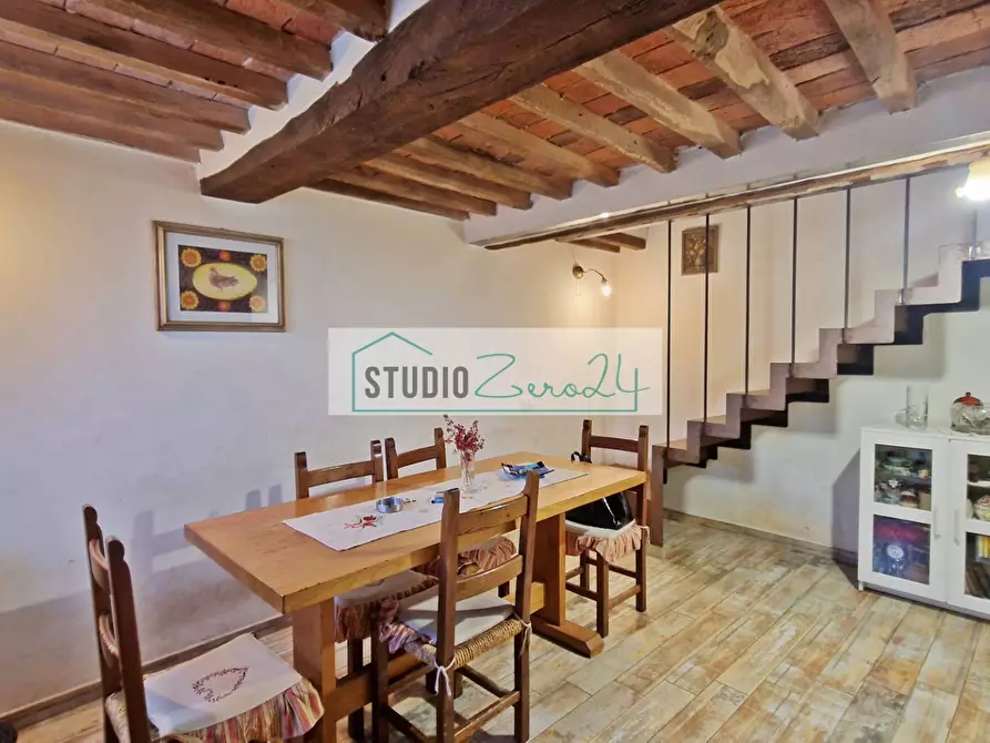 casa indipendente in vendita a Camaiore in zona Montebello