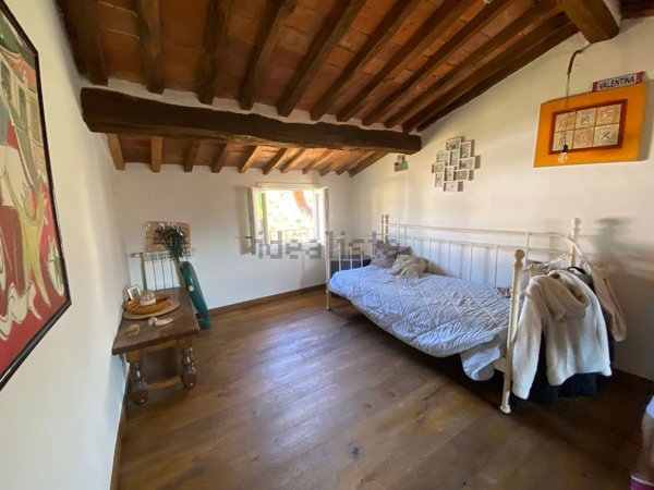 casa indipendente in vendita a Camaiore