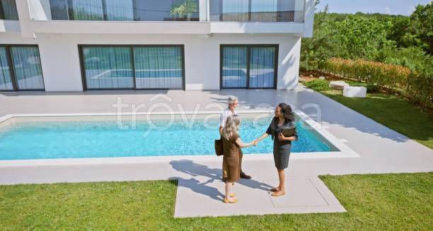 casa indipendente in vendita a Camaiore in zona Lido di Camaiore