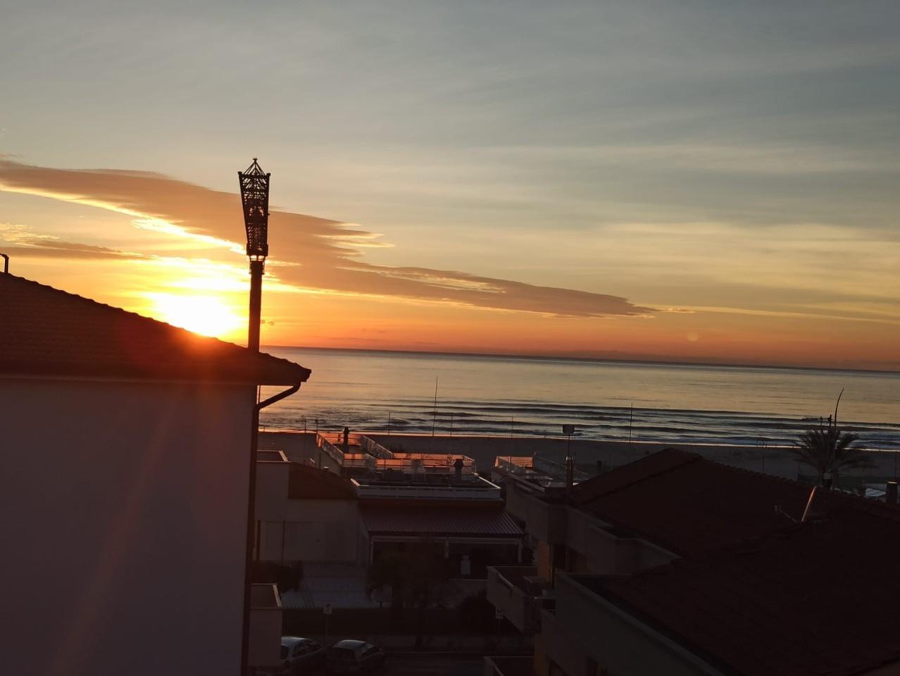 appartamento in vendita a Camaiore in zona Lido di Camaiore