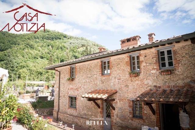 casa indipendente in vendita a Camaiore