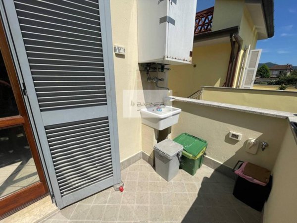 appartamento in vendita a Camaiore in zona Lido di Camaiore