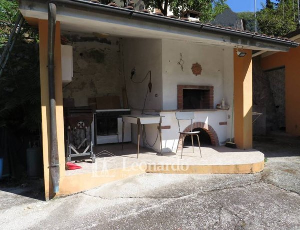 casa indipendente in vendita a Camaiore