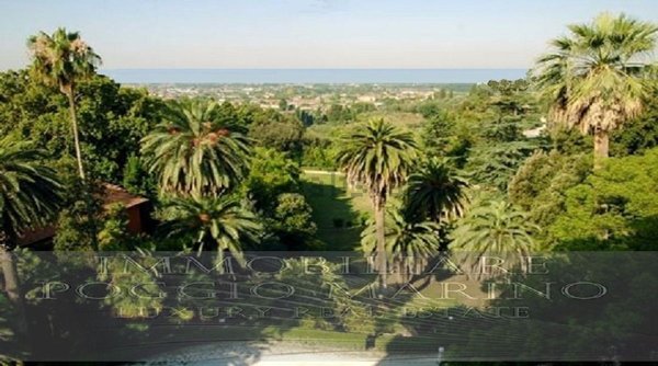 casa indipendente in vendita a Camaiore