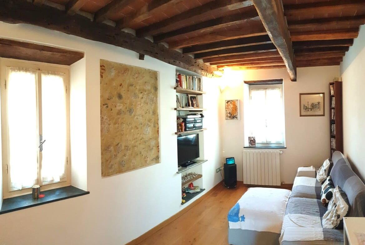 casa indipendente in vendita a Camaiore