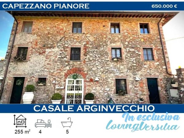 casa indipendente in vendita a Camaiore