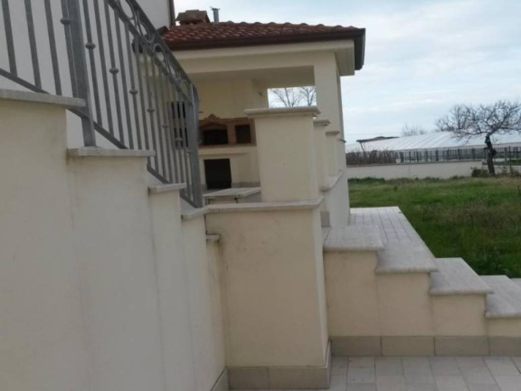 casa indipendente in vendita a Camaiore in zona Capezzano Pianore