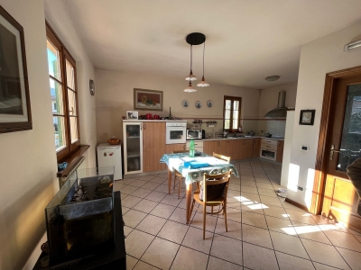 casa indipendente in vendita a Camaiore