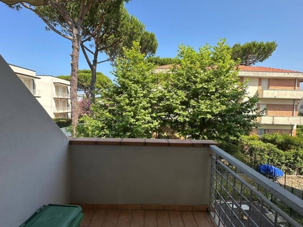 appartamento in vendita a Camaiore in zona Lido di Camaiore