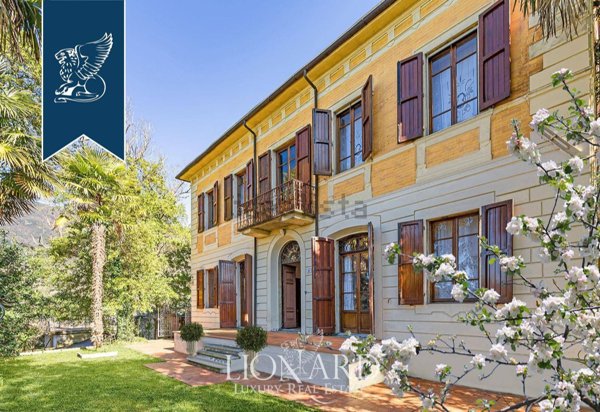 casa indipendente in vendita a Camaiore