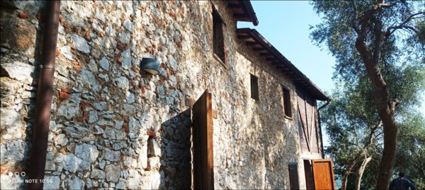 casa indipendente in vendita a Camaiore