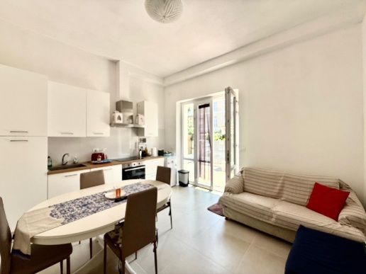casa indipendente in vendita a Camaiore in zona Lido di Camaiore