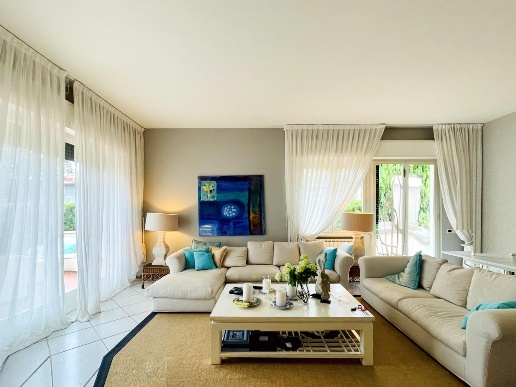 casa indipendente in vendita a Camaiore in zona Lido di Camaiore
