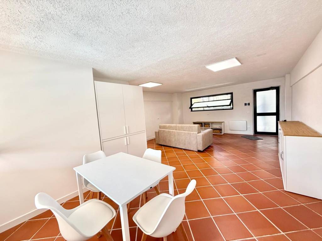 appartamento in vendita a Camaiore in zona Lido di Camaiore
