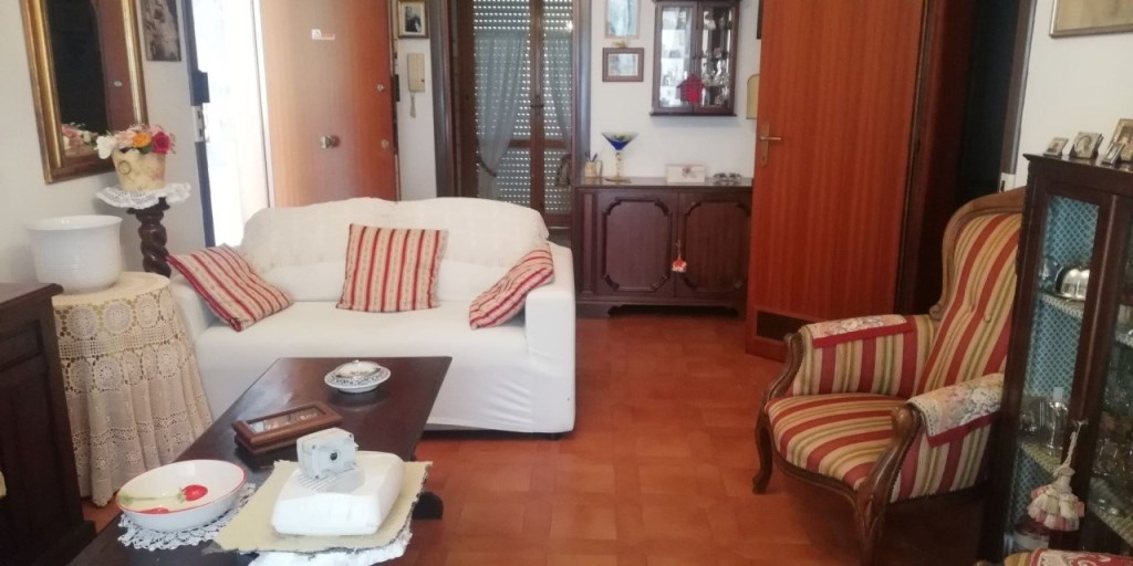 appartamento in vendita a Camaiore in zona Lido di Camaiore