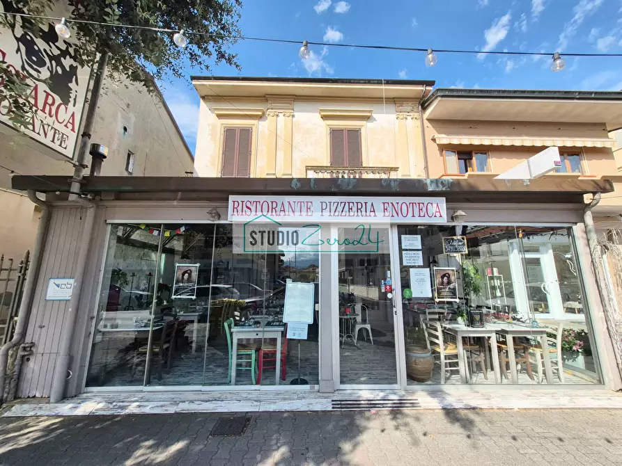 appartamento in vendita a Camaiore in zona Lido di Camaiore