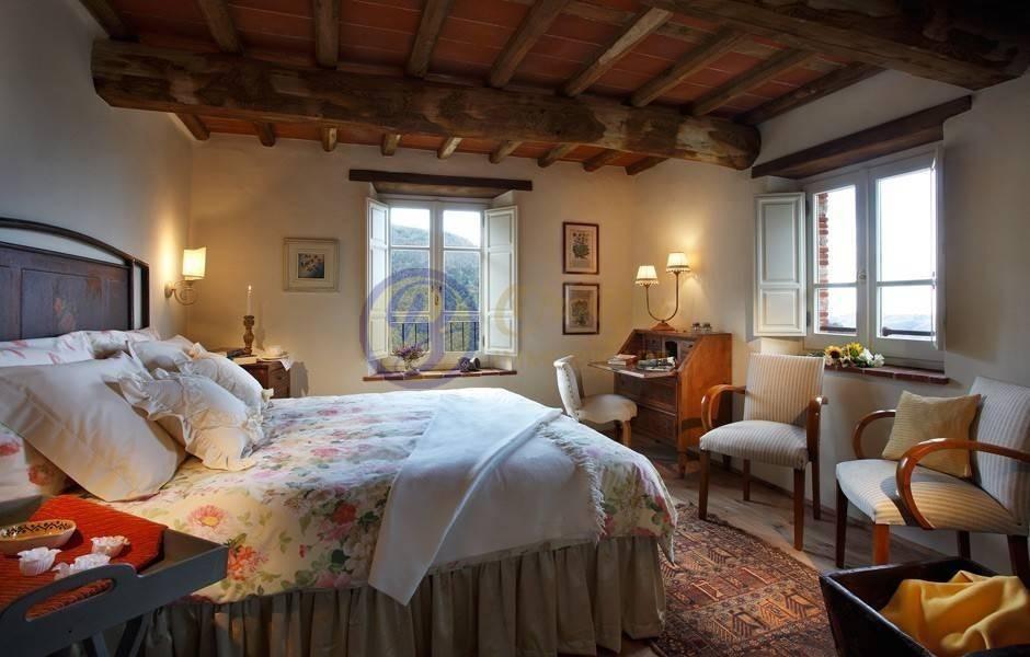 casa indipendente in vendita a Camaiore