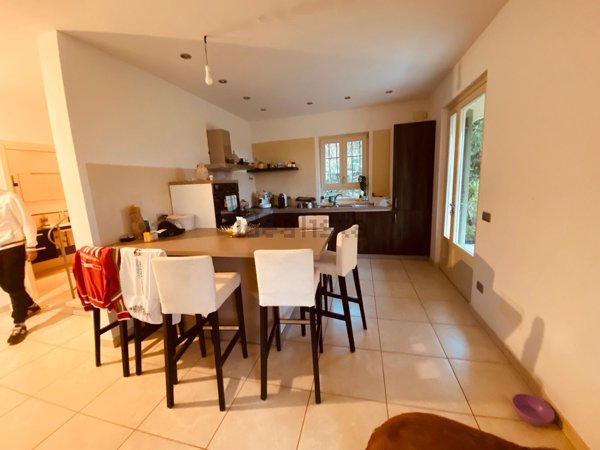 casa indipendente in vendita a Camaiore