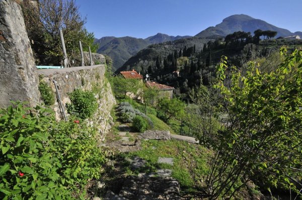 casa indipendente in vendita a Camaiore