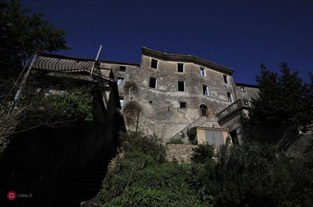 casa indipendente in vendita a Camaiore
