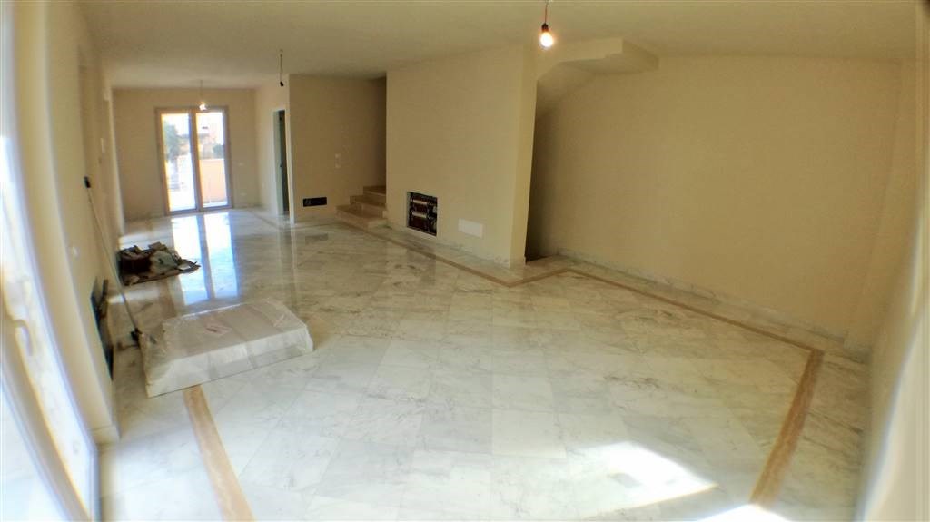 casa indipendente in vendita a Camaiore in zona Lido di Camaiore