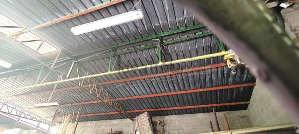 locale di sgombero in vendita a Camaiore