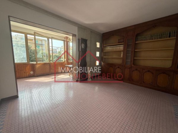 appartamento in vendita a Camaiore in zona Lido di Camaiore