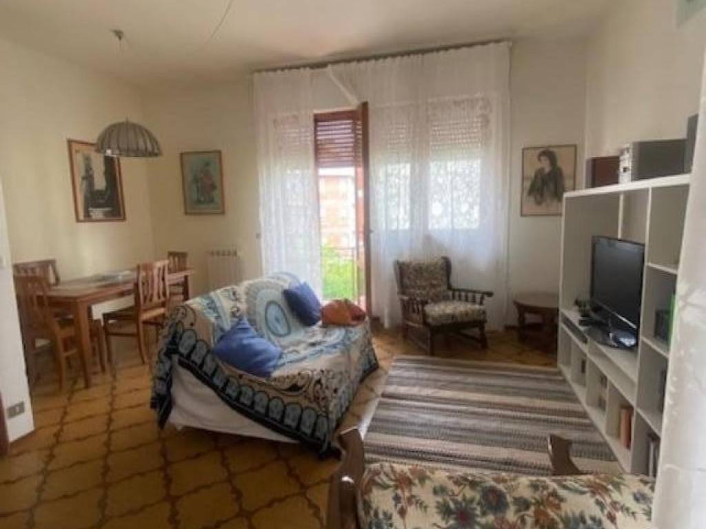 appartamento in vendita a Camaiore in zona Lido di Camaiore