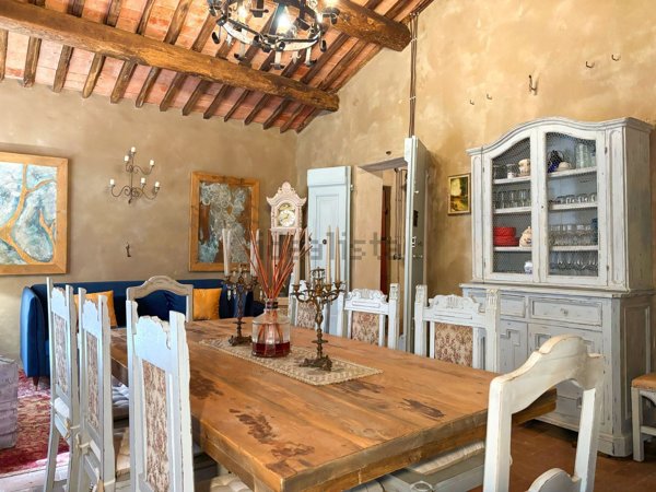 casa indipendente in vendita a Camaiore