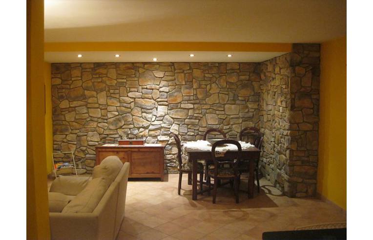 casa indipendente in vendita a Camaiore in zona Capezzano Pianore