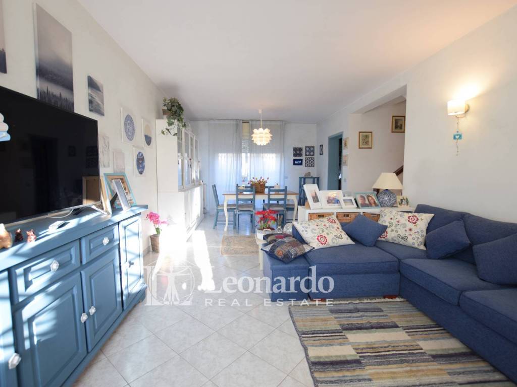 casa indipendente in vendita a Camaiore in zona Capezzano Pianore