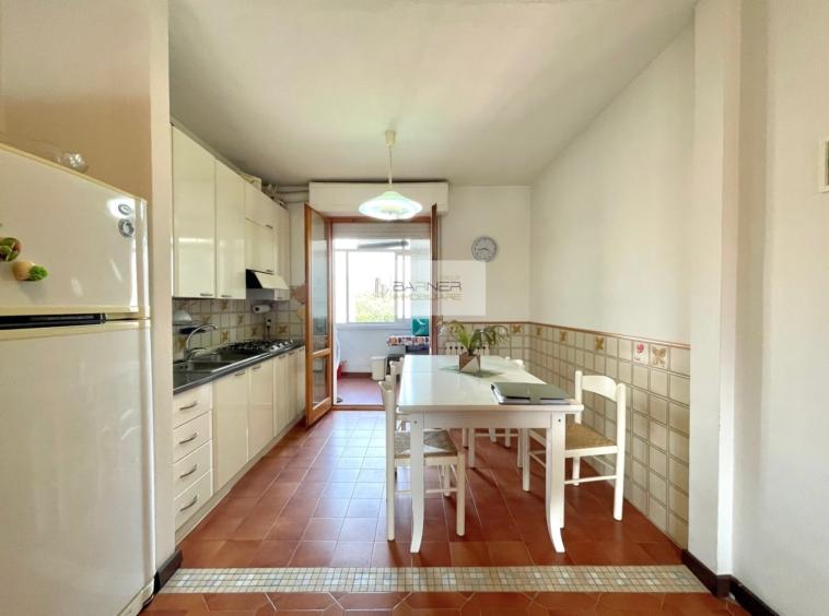 appartamento in vendita a Camaiore in zona Lido di Camaiore