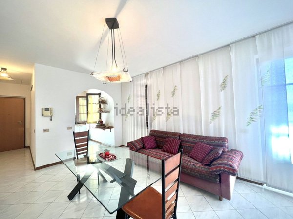 appartamento in vendita a Camaiore in zona Lido di Camaiore