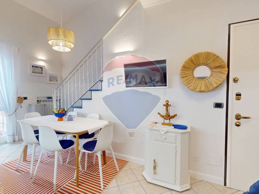 appartamento in vendita a Camaiore in zona Lido di Camaiore