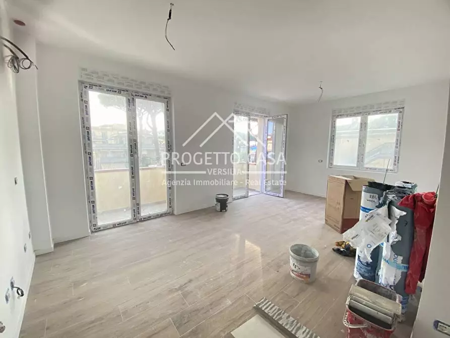 appartamento in vendita a Camaiore in zona Lido di Camaiore